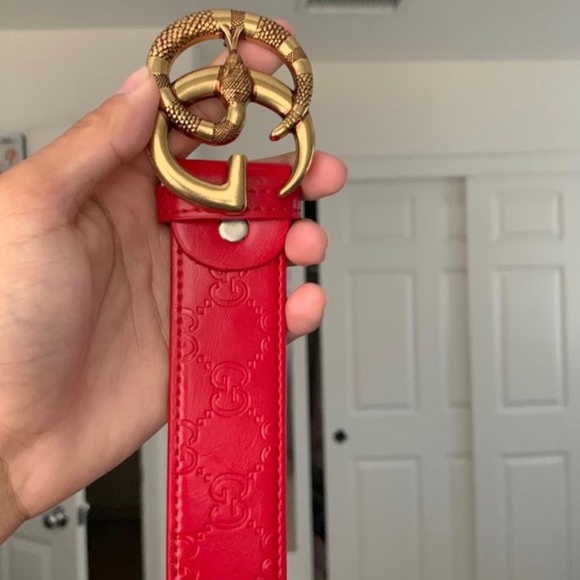 Red Gucci belt - Picture 1 of 1